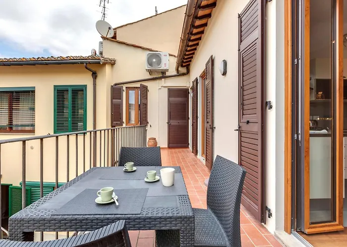 Malavolta Apartment By Mamo Florence